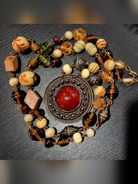 Vintage Art Deco Glass Beads and Gemstone Necklace The Limited?